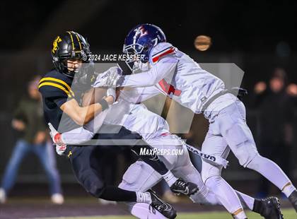 Thumbnail 2 in Yorba Linda @ Newbury Park (CIF-SS D2 Semi Final) photogallery.
