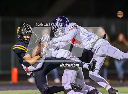 Thumbnail 3 in Yorba Linda @ Newbury Park (CIF-SS D2 Semi Final) photogallery.