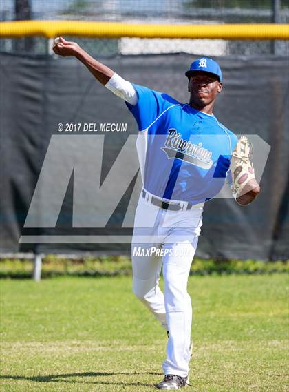 Thumbnail 3 in Armwood @ Riverview photogallery.