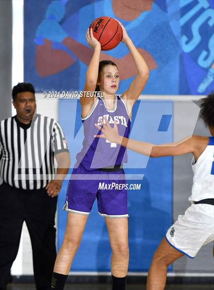 Thumbnail 3 in Shasta vs. Folsom (Dorothy Speck Memorial) photogallery.