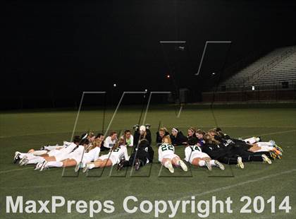 Thumbnail 3 in Fairview vs. Mountain Vista (CHSAA 5A Quarterfinal) photogallery.