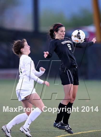 Thumbnail 2 in Fairview vs. Mountain Vista (CHSAA 5A Quarterfinal) photogallery.