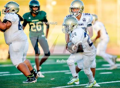 Thumbnail 2 in Burbank @ Monterey Trail photogallery.
