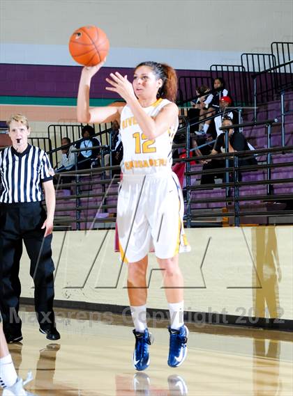 Thumbnail 1 in Riverdale Baptist vs. Mater Dei (Nike Tournament of Champions) photogallery.