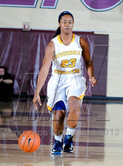 Thumbnail 1 in Riverdale Baptist vs. Mater Dei (Nike Tournament of Champions) photogallery.