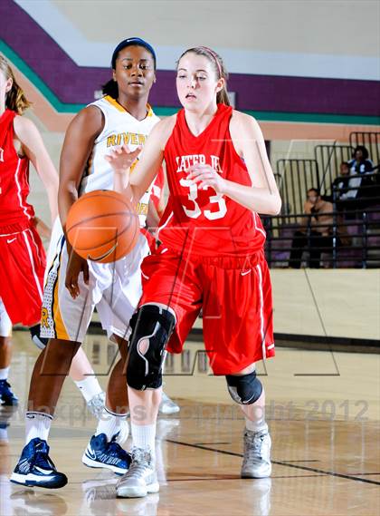 Thumbnail 1 in Riverdale Baptist vs. Mater Dei (Nike Tournament of Champions) photogallery.