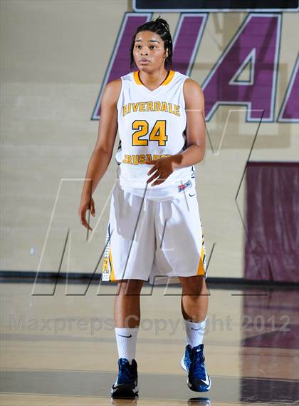 Thumbnail 2 in Riverdale Baptist vs. Mater Dei (Nike Tournament of Champions) photogallery.