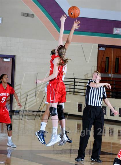 Thumbnail 1 in Riverdale Baptist vs. Mater Dei (Nike Tournament of Champions) photogallery.