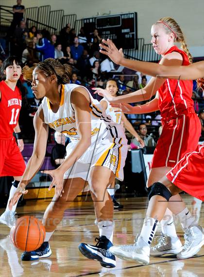 Thumbnail 1 in Riverdale Baptist vs. Mater Dei (Nike Tournament of Champions) photogallery.