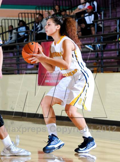 Thumbnail 3 in Riverdale Baptist vs. Mater Dei (Nike Tournament of Champions) photogallery.
