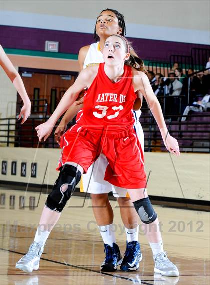 Thumbnail 1 in Riverdale Baptist vs. Mater Dei (Nike Tournament of Champions) photogallery.