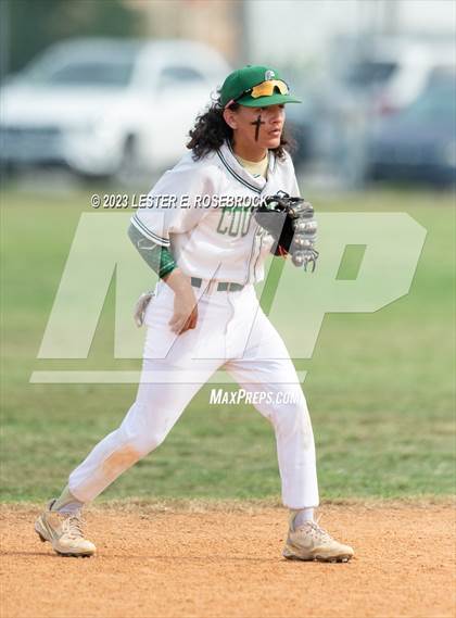 Thumbnail 2 in Luling @ Cole photogallery.