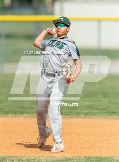 Thumbnail 3 in Luling @ Cole photogallery.