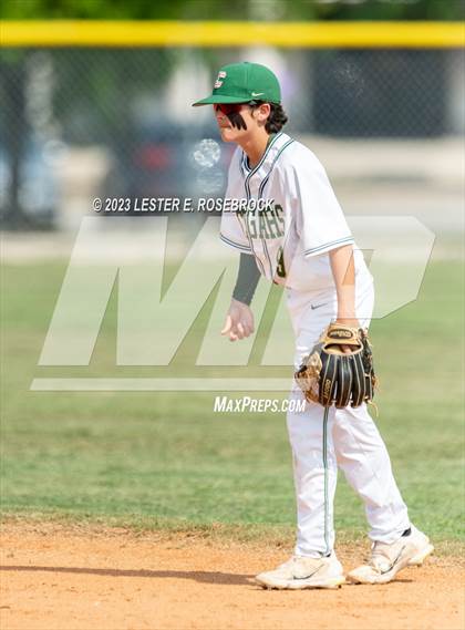 Thumbnail 3 in Luling @ Cole photogallery.