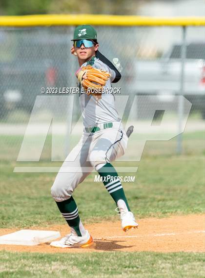 Thumbnail 3 in Luling @ Cole photogallery.