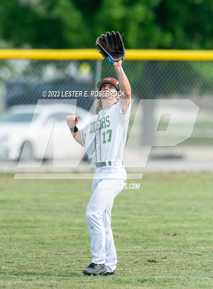 Thumbnail 3 in Luling @ Cole photogallery.