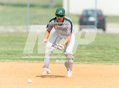 Thumbnail 3 in Luling @ Cole photogallery.