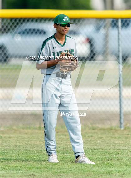 Thumbnail 1 in Luling @ Cole photogallery.