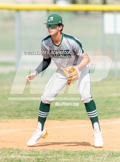Thumbnail 2 in Luling @ Cole photogallery.