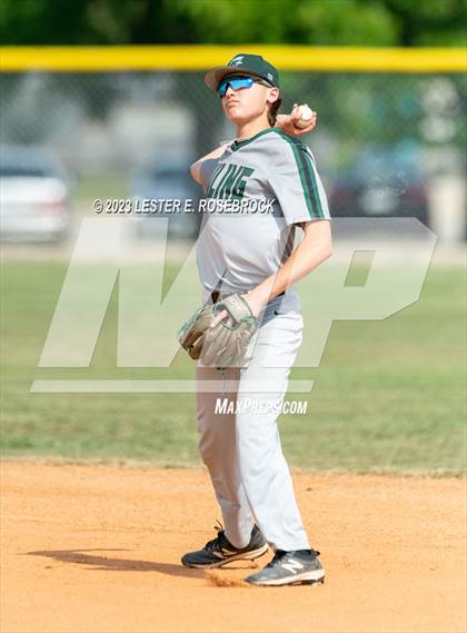 Thumbnail 3 in Luling @ Cole photogallery.