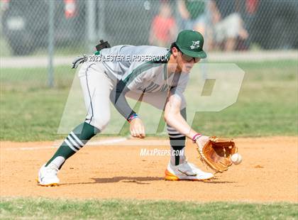 Thumbnail 2 in Luling @ Cole photogallery.