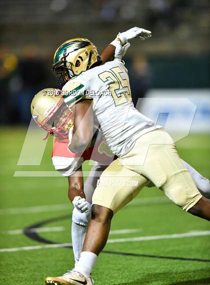 Thumbnail 3 in DeSoto @ South Grand Prairie photogallery.