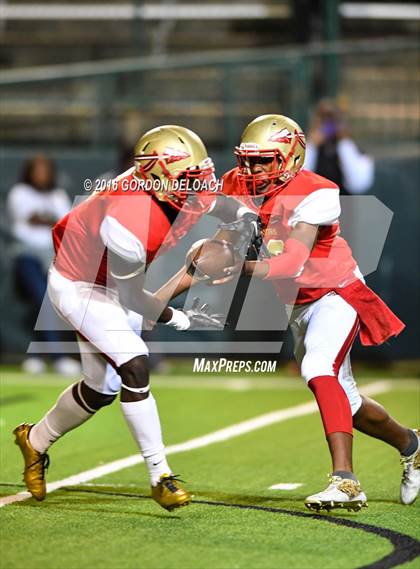 Thumbnail 3 in DeSoto @ South Grand Prairie photogallery.