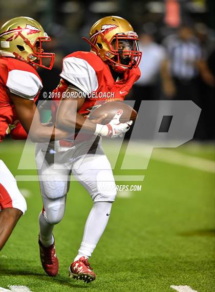 Thumbnail 3 in DeSoto @ South Grand Prairie photogallery.