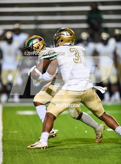 Thumbnail 3 in DeSoto @ South Grand Prairie photogallery.
