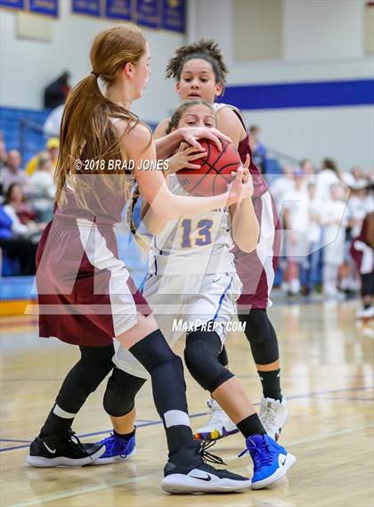 Thumbnail 3 in Clarksville Christian @ Donelson Christian Academy photogallery.