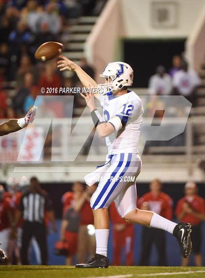 Thumbnail 1 in Jesuit @ Archbishop Rummel (LHSAA Division I 1st Round) photogallery.