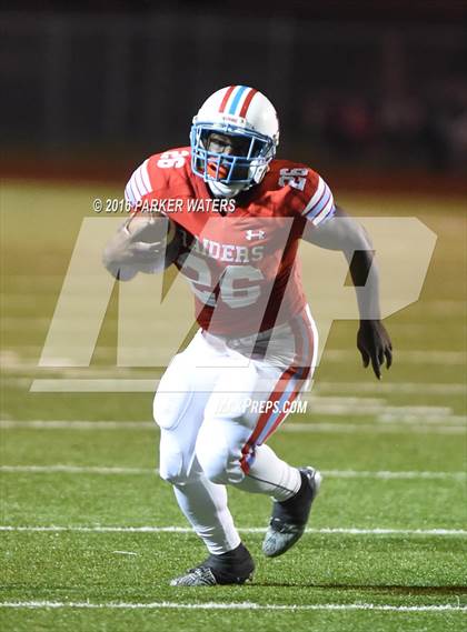 Thumbnail 3 in Jesuit @ Archbishop Rummel (LHSAA Division I 1st Round) photogallery.