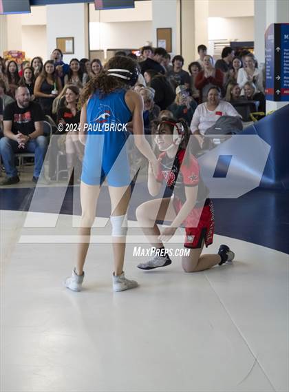 Thumbnail 3 in Westlake v Vista Ridge (Lunchroom Brawl) photogallery.