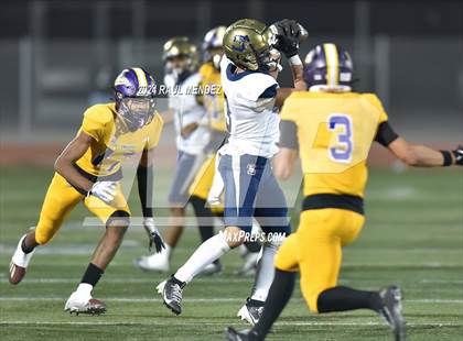 Thumbnail 2 in South El Monte vs Lynwood (CIF SS Division 13 Round 1) photogallery.