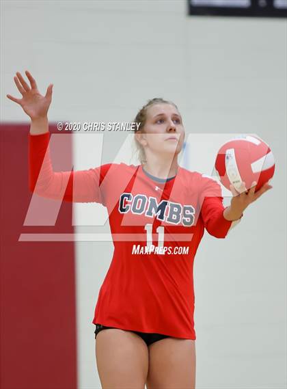 Thumbnail 3 in Combs @ Dysart photogallery.