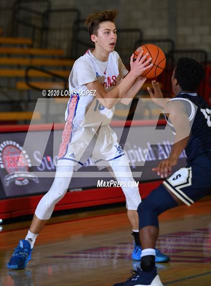 Thumbnail 2 in Los Alamitos vs. Sonora (Nike Extravaganza) photogallery.