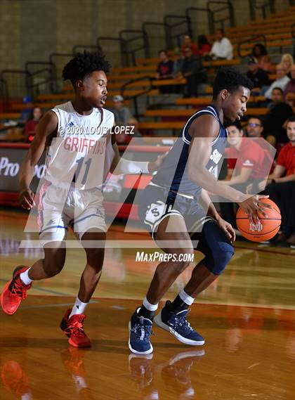 Thumbnail 2 in Los Alamitos vs. Sonora (Nike Extravaganza) photogallery.