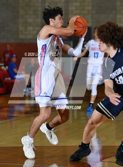 Thumbnail 2 in Los Alamitos vs. Sonora (Nike Extravaganza) photogallery.