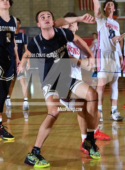 Thumbnail 3 in Los Alamitos vs. Sonora (Nike Extravaganza) photogallery.