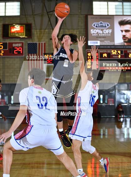 Thumbnail 1 in Los Alamitos vs. Sonora (Nike Extravaganza) photogallery.