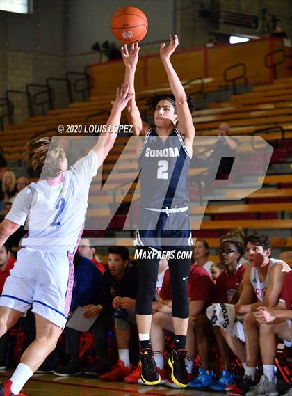 Thumbnail 1 in Los Alamitos vs. Sonora (Nike Extravaganza) photogallery.