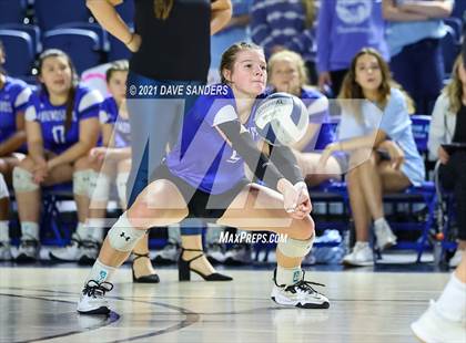 Thumbnail 2 in Friendswood vs. Fulshear (UIL 5A Regional Quarterfinal Playoff) photogallery.