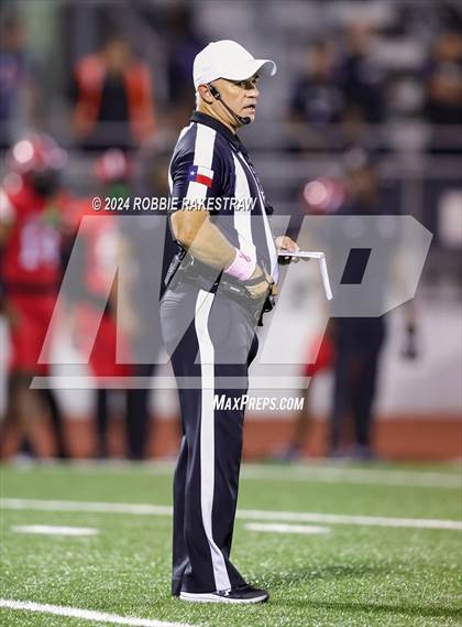 Thumbnail 2 in Waxahachie @ Horn photogallery.