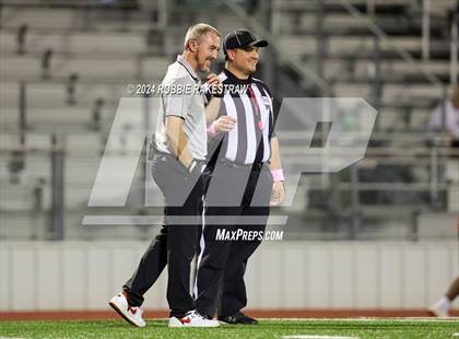 Thumbnail 3 in Waxahachie @ Horn photogallery.