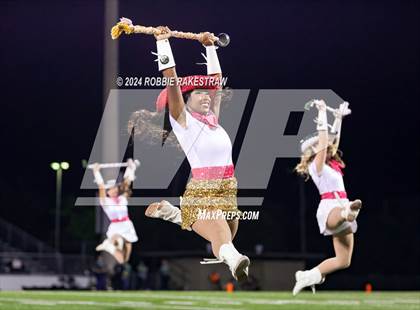 Thumbnail 1 in Waxahachie @ Horn photogallery.