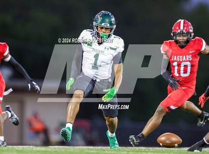 Thumbnail 1 in Waxahachie @ Horn photogallery.