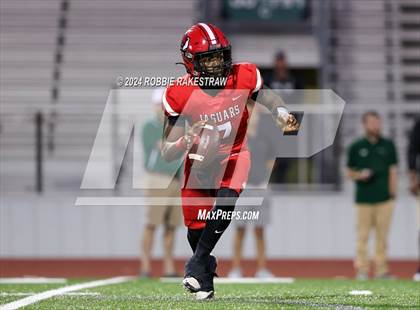 Thumbnail 1 in Waxahachie @ Horn photogallery.