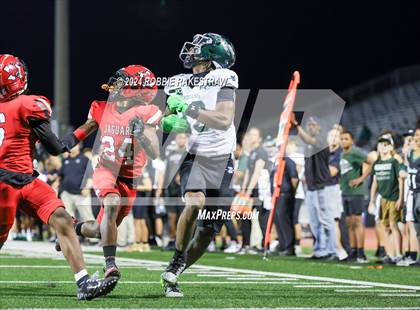 Thumbnail 2 in Waxahachie @ Horn photogallery.