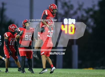 Thumbnail 3 in Waxahachie @ Horn photogallery.