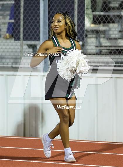 Thumbnail 3 in Waxahachie @ Horn photogallery.